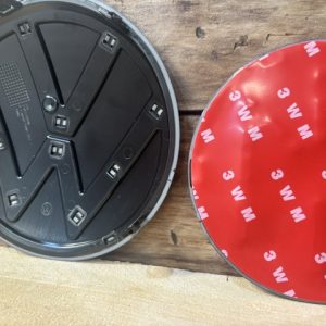 T7 VW gloss front and rear badge