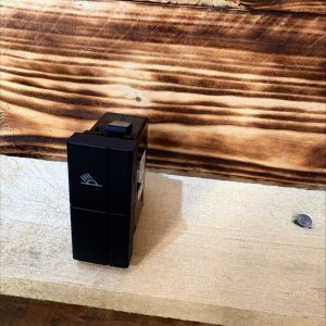 d pillar courtesy light switch